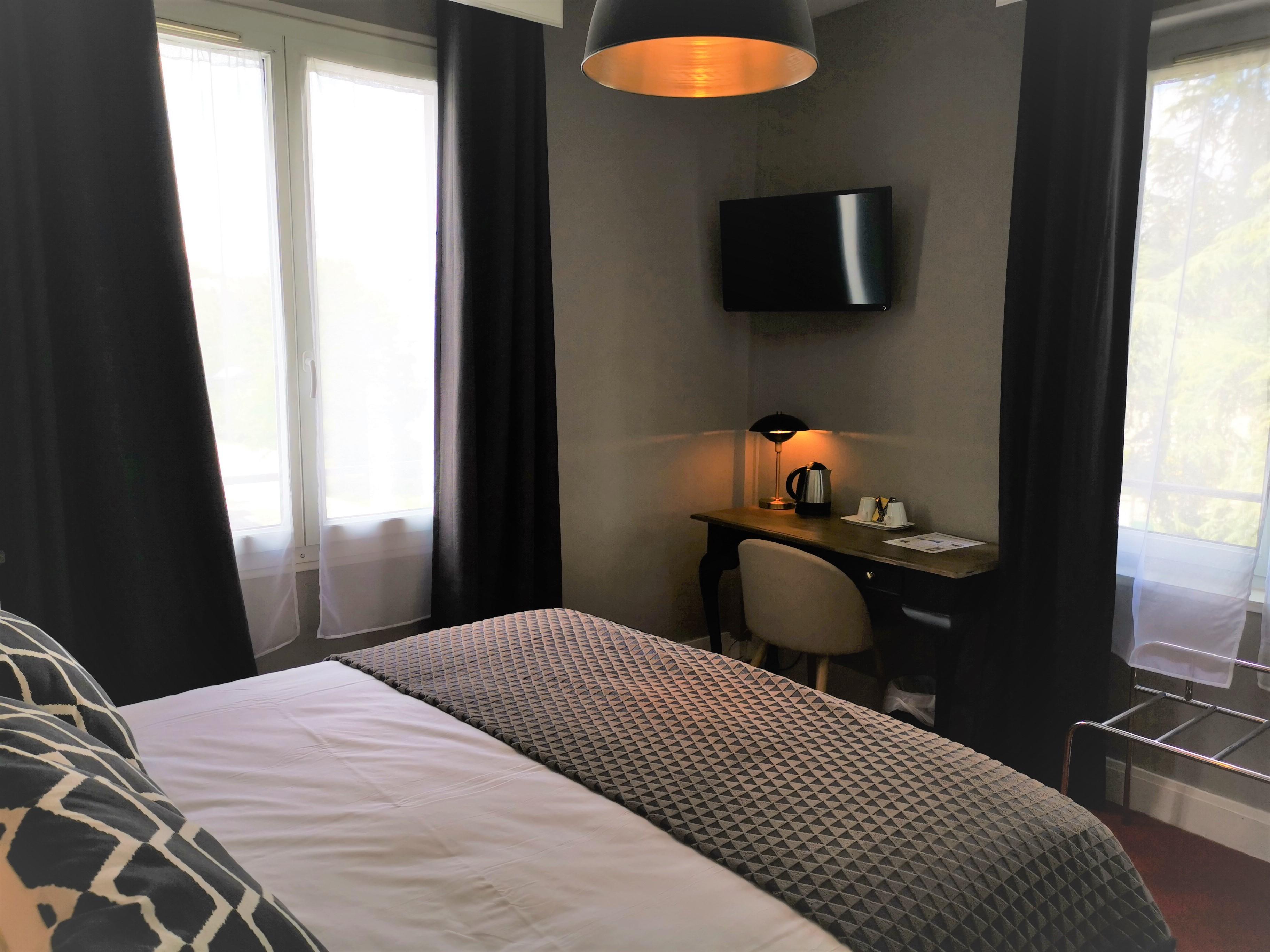 Le Boeuf Couronné - Logis Hotel Chartres